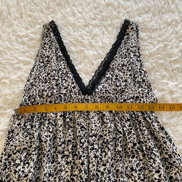 Zara Plunge V-Neck Tunic Sleeveless Top Lace Trim Black and Cream Size 8 - Picture 5 of 6